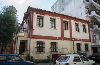 Building at St. Saint George and Chatzikonstanti Zoidi Streets